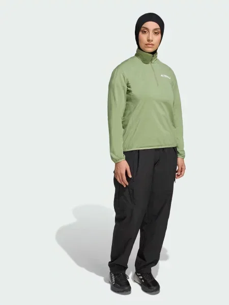Ветровка Adidas зеленая