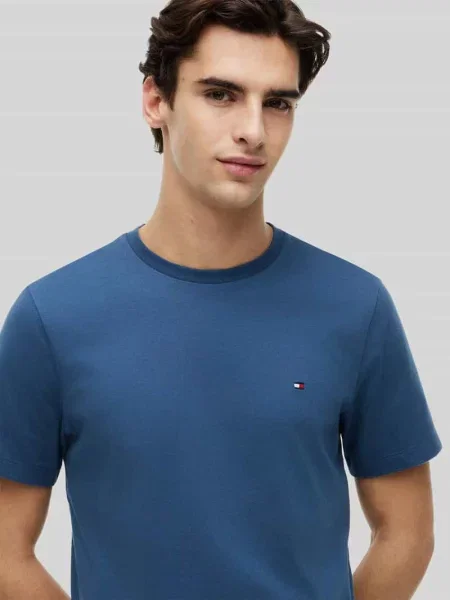 T-shirt o kroju regular fit z czystej bawełny Tommy Hilfiger