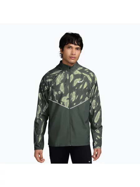 Geacă de alergare pentru bărbați Nike Miler Repel UV Printed camo green/black negru