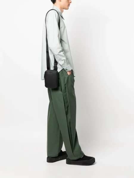 Crossbody taška Calvin Klein s autogramem černá