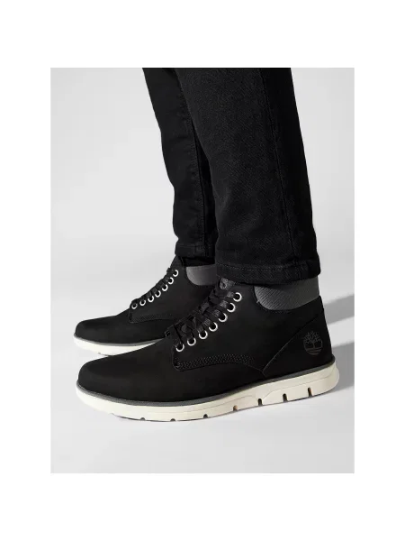 Gležnjarji Timberland Bradstreet Chukka Black Nubuck črna