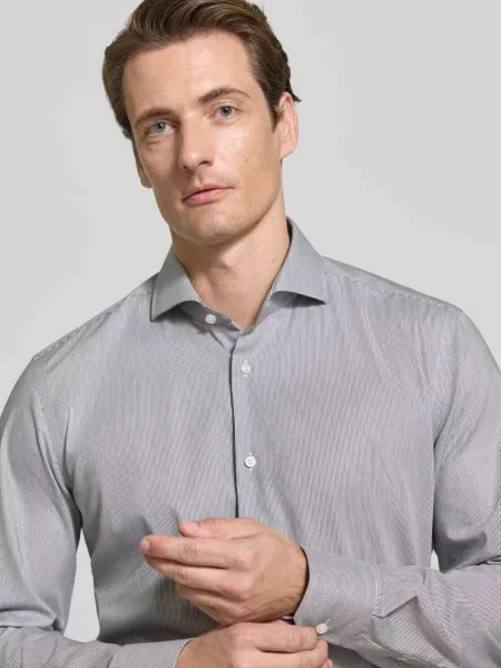 Koszula o kroju slim fit biznesowa z czystej bawełny model HANK' Boss czarna