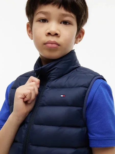 Tommy Hilfiger пухен елек за деца
