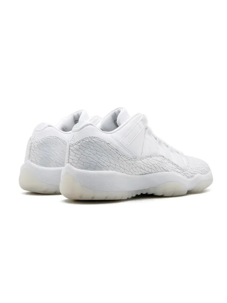 Sneakersy dziecięce Jordan białe