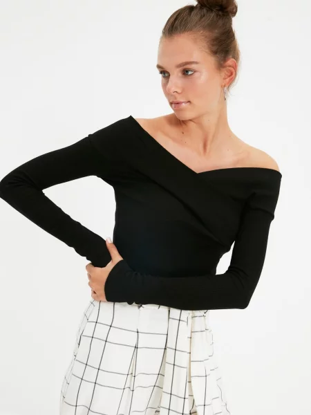 Trendyol Tricou negru