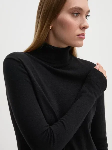 Вовняний светр United Colors of Benetton легкий гольф чорний