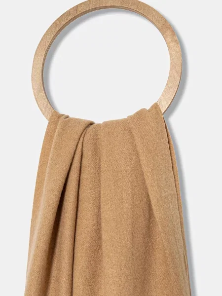 Однотонный шарф Answear.lab коричневый