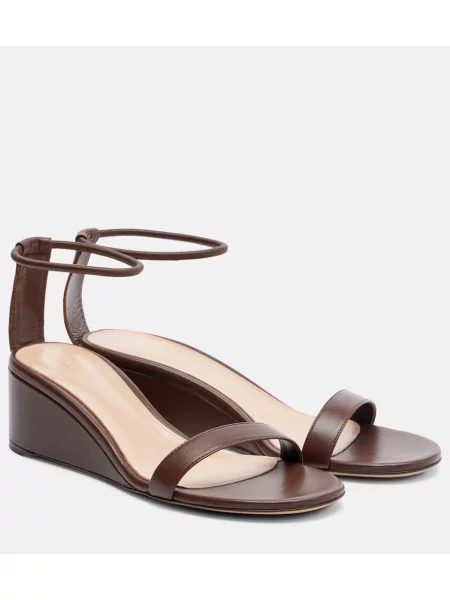 Sandale Gianvito Rossi din piele cu pană maro