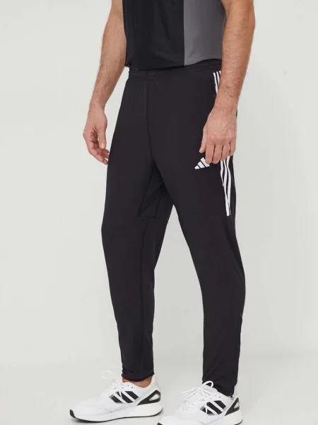 Панталон за джогинг adidas Performance Own the Run черно с принт