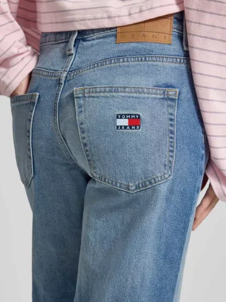Proste jeansy o kroju straight fit z mieszanki bawełny model SOPHIE' Tommy Jeans niebieskie