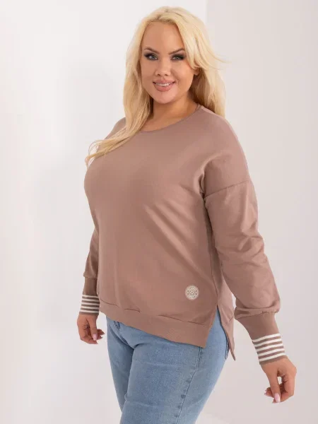 Bluză Fashionhunters cu crăpătură bej