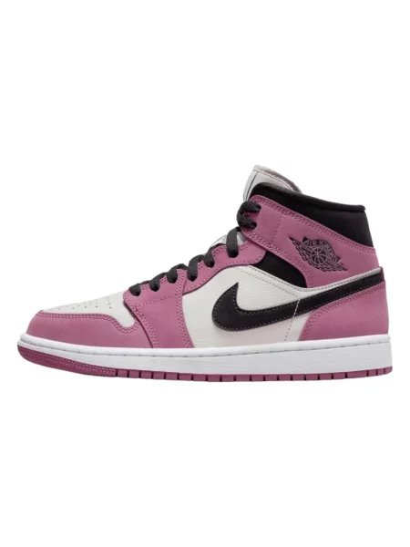 Členkové topánky Nike čierna