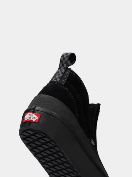 Замшевые утепленные ботинки Vans черные