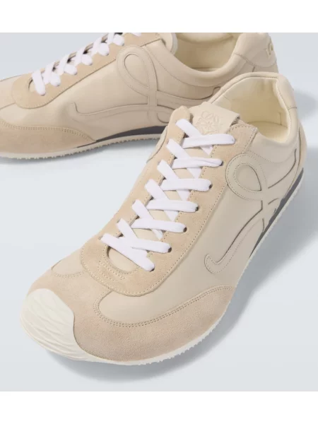 Sneakerși Loewe din piele de căprioară bej