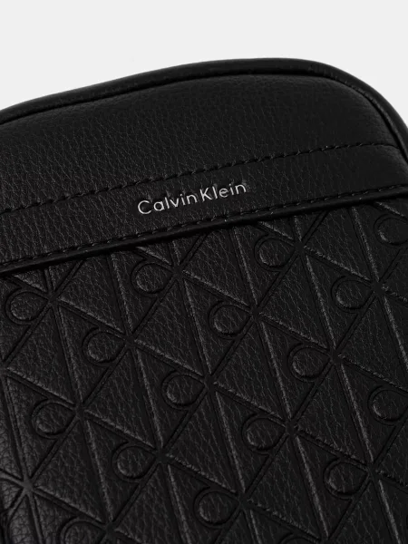 Calvin Klein Чанта през рамо черно
