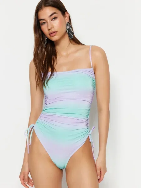 Strój kąpielowy Trendyol gradientowy drapowany bez ramiączek szary
