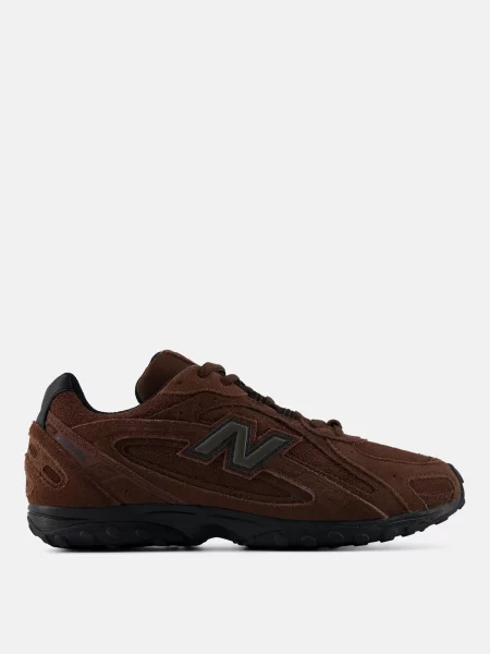 Замшеві кросівки New Balance коричневі