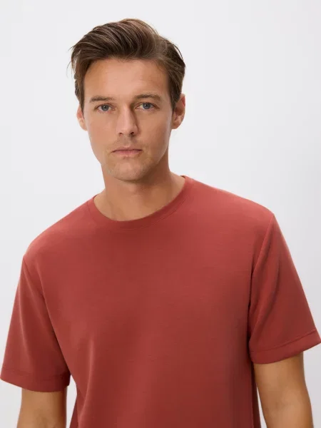 Футболка Reserved