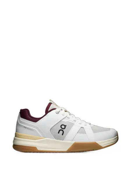 Sneakerși On alb