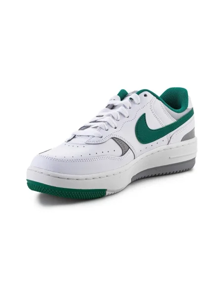 Félcipő Nike fehér