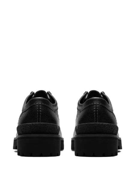 Nėriniuotas derby batai Clarks Originals su raišteliais juoda