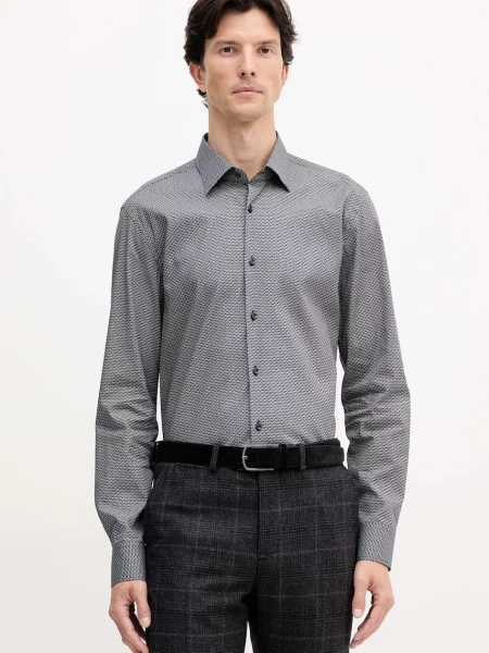 Риза BOSS с кройка по тялото с класическа яка черно