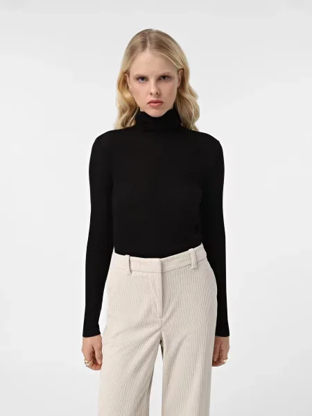 Водолазка Vero Moda ліоцелл чорний