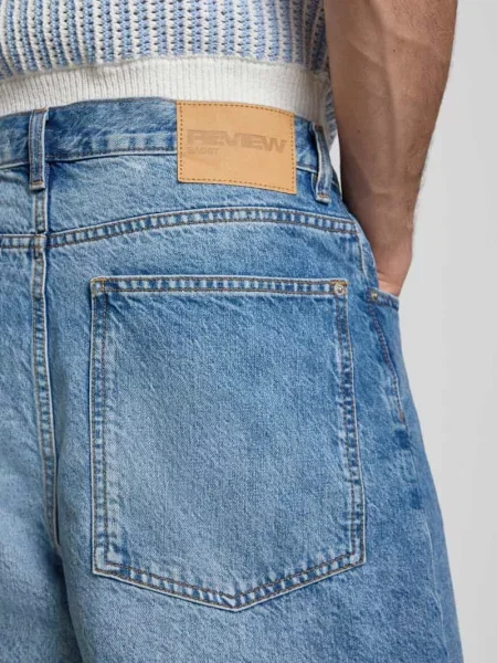 Szorty o kroju straight fit w optyce denimu Review niebieskie