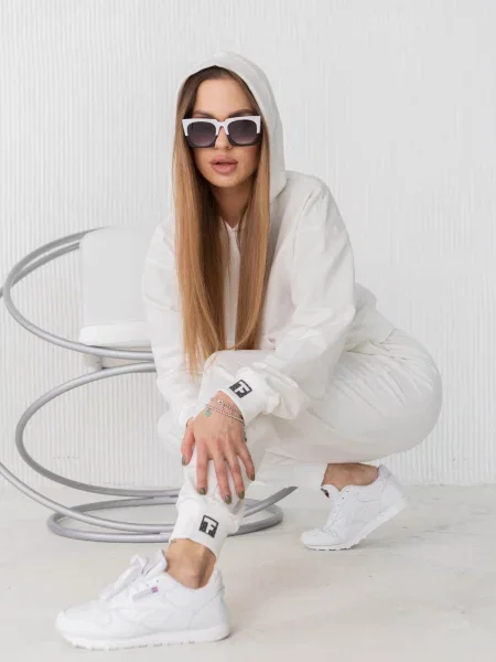 Женский спортивный костюм білий