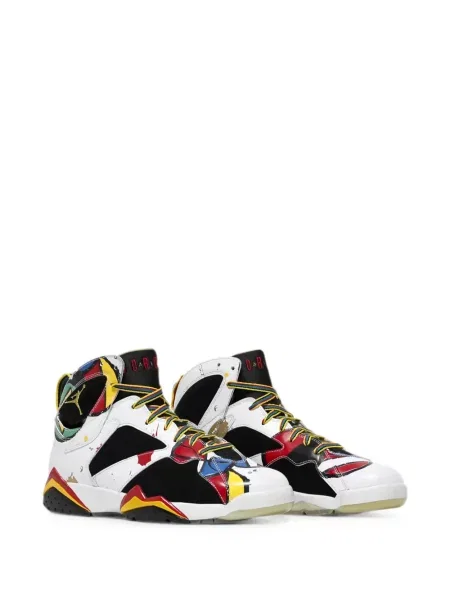 Sneakerși Jordan retro alb