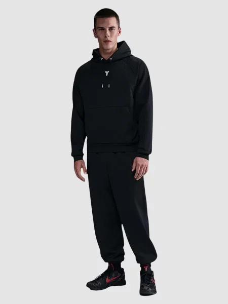 Свитер Nike черный