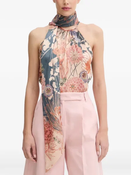 Bluză Guess cu model floral cu imagine roz