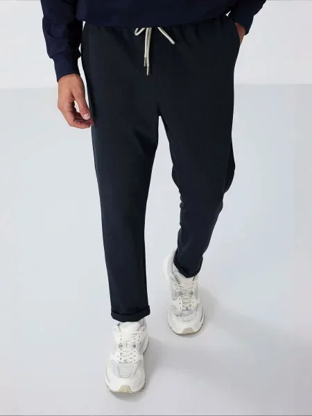 Tommy Life Športne hlače Jogginghose' črna