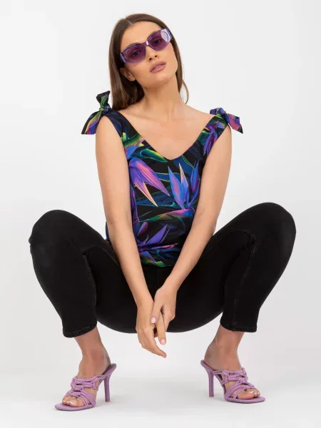 Tricou Fashionhunters cu imagine negru