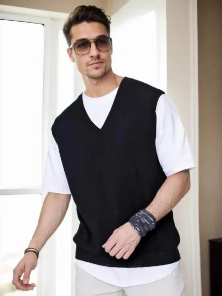 Pulover Dewberry cu decolteu în V negru