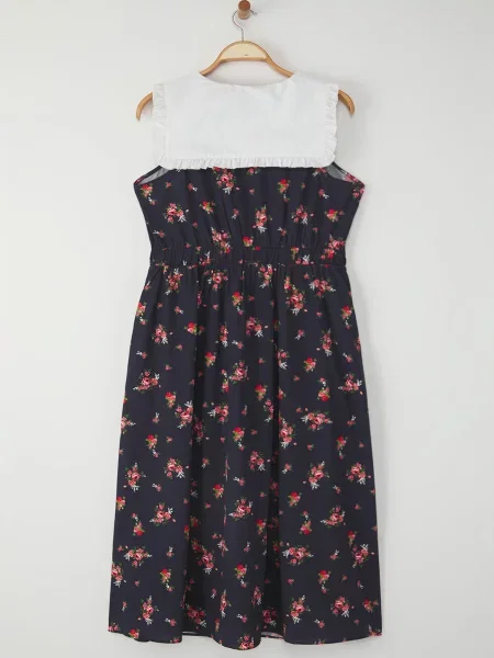 Trendyol Curve Rochie tip bluză verde / roșu / negru alb