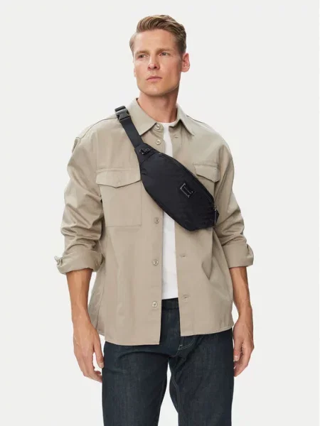 Torbica oko struka﻿ Emporio Armani crna