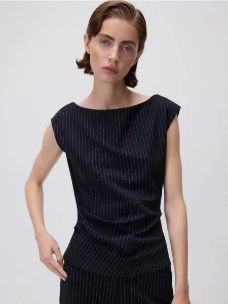 Reserved Блузка з драпуванням темно-синій синя