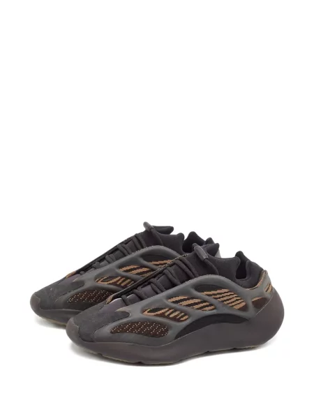 Sneakerși Adidas Yeezy plasă maro