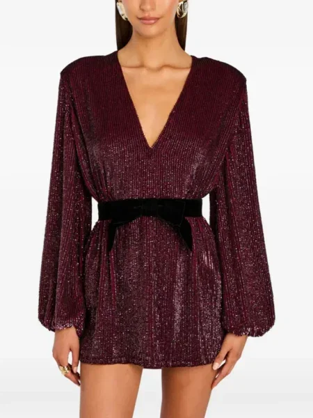 Sukienka Retrofete z cekinami z dekoltem w serek garniturowa czerwona