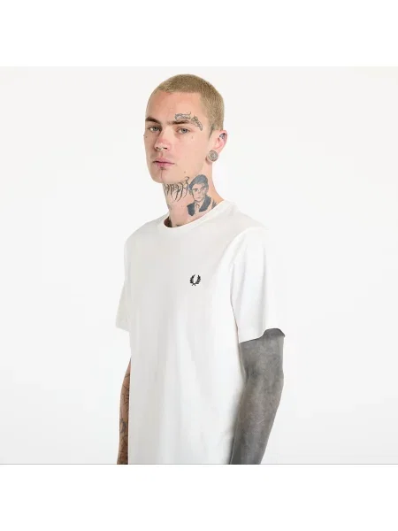Μπλούζα Fred Perry με στρογγυλή λαιμόκοψη λευκό