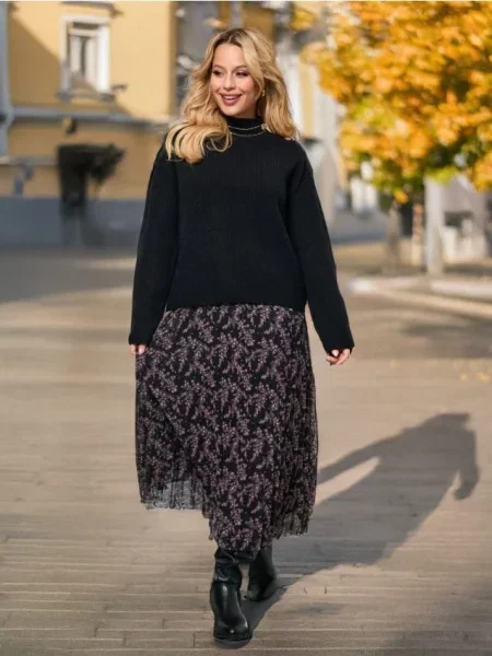 Джемпер чорний