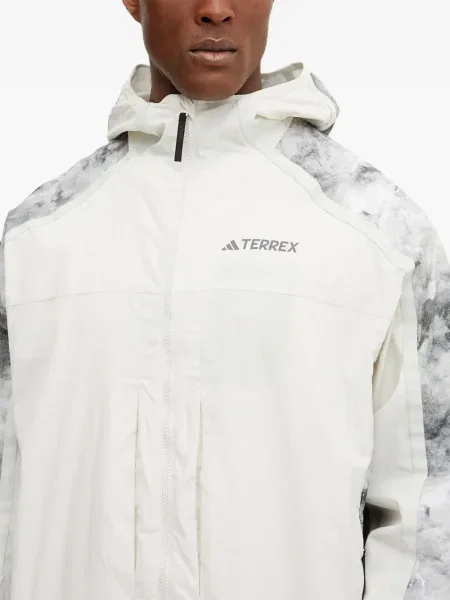 Плетени маратонки Adidas Terrex на райета бродирани синьо