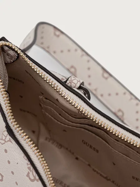 Кожаная сумка-багет Guess