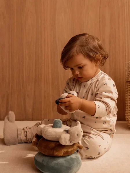 Liewood Kombinezon za bebe Birk Printed Pyjamas Jumpsuit bež