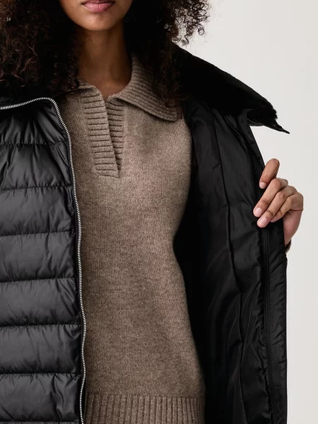 Calvin Klein pehelydzseki női fekete