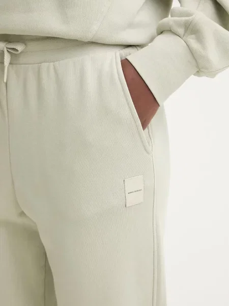 Sportnadrág Armani Exchange bézs
