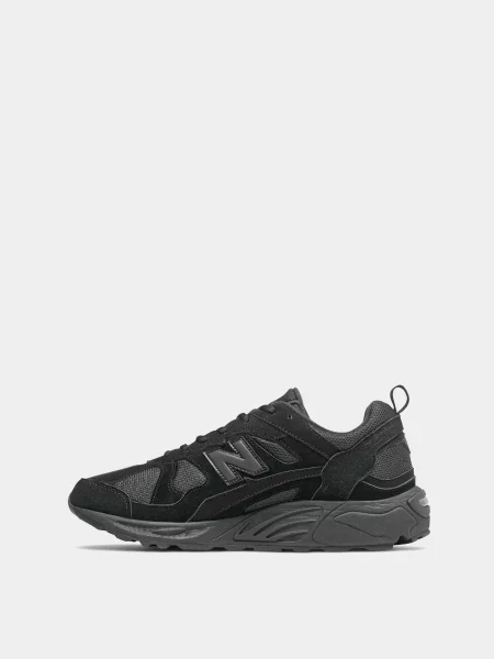 Кожаные повседневные кроссовки New Balance черные