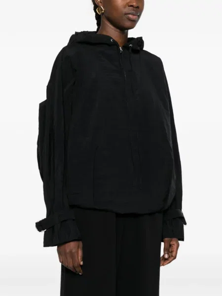 Striukė Co su gobtuvu juoda