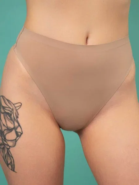 Трусики стринг бежеві